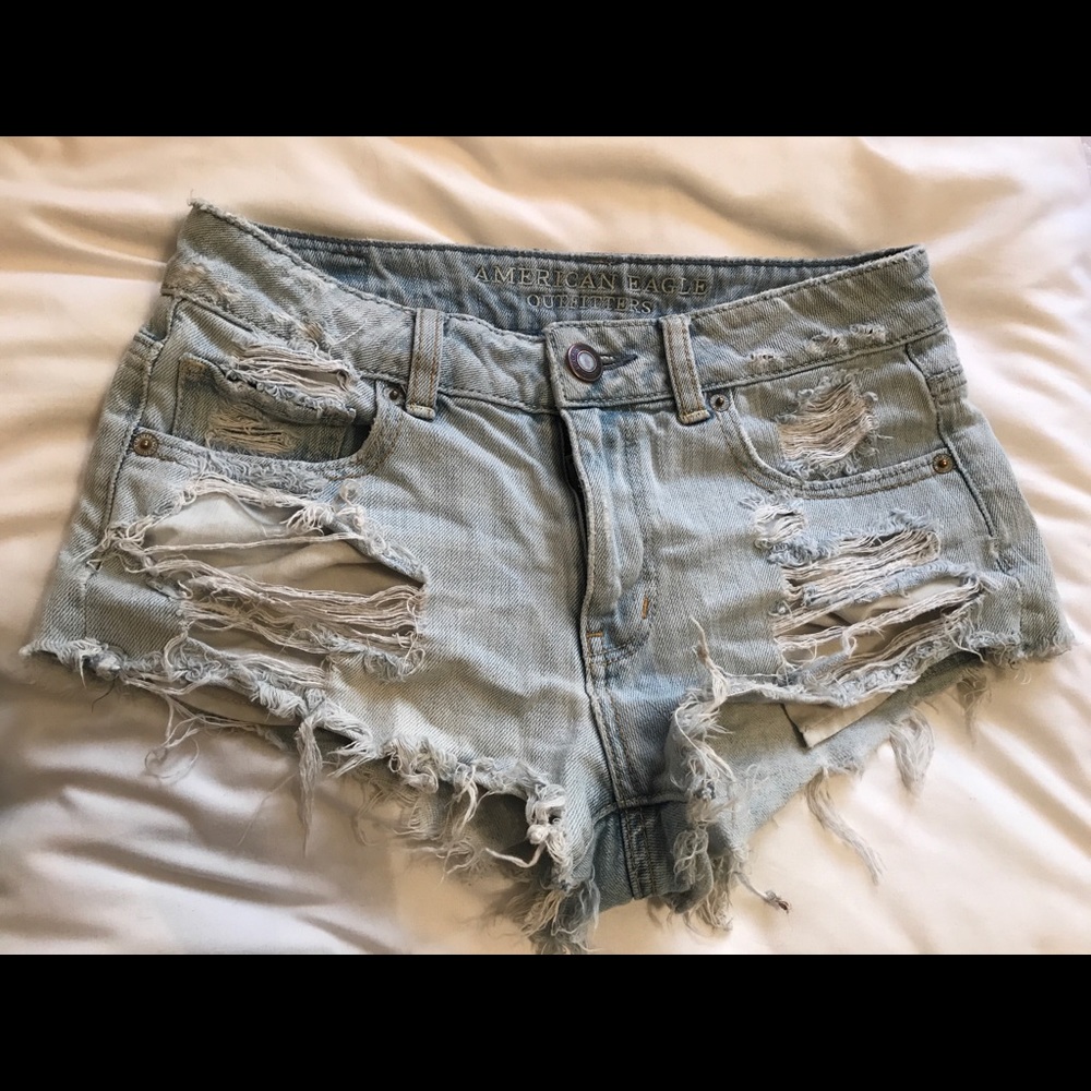 American eagle distressed shorts